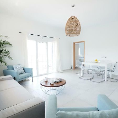 Little Iremia Apartment Kouspades Ngoại thất bức ảnh