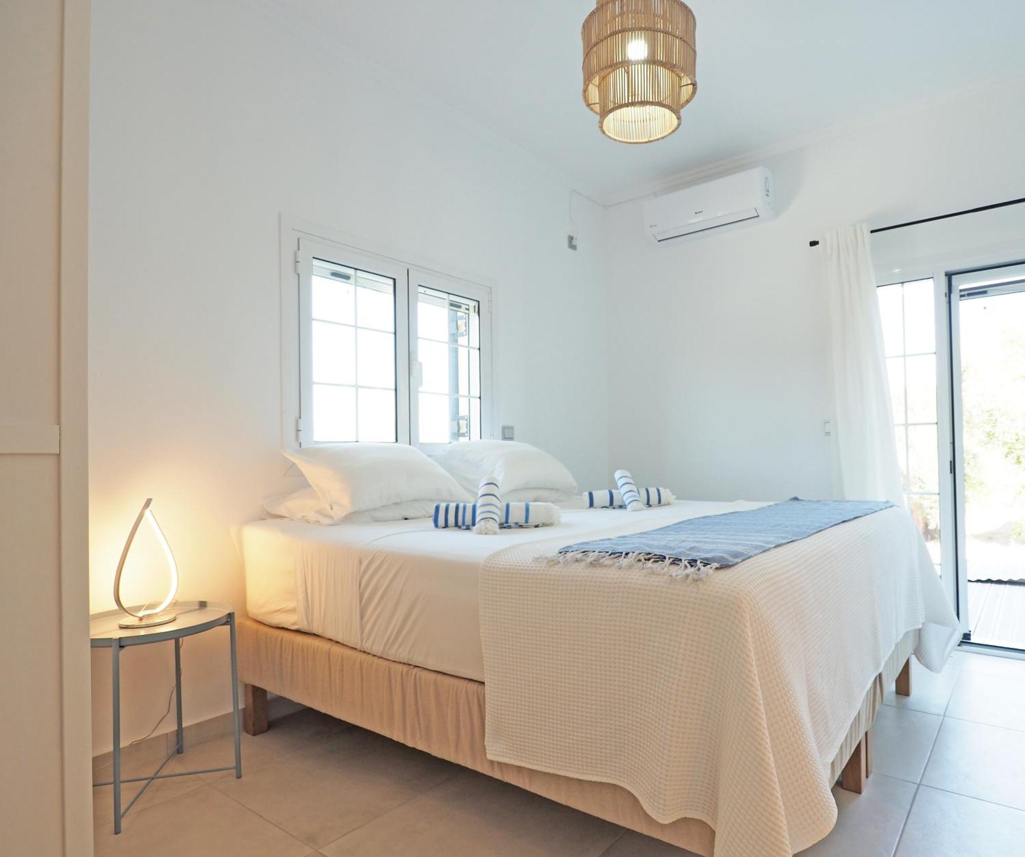 Little Iremia Apartment Kouspades Ngoại thất bức ảnh